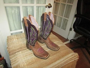 Ariat 10012806 Square Toe lila braun Western Cowgirl Stiefel Damengröße 6,5 B - Bild 1 von 10
