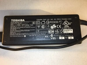 Toshiba 19V 3.95A 75W AC Adapter PA3468U-1ACA - Picture 1 of 7