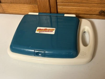 Geosafari Know It All Learning Laptop 40+ Cards Tested - Image 1 of 4