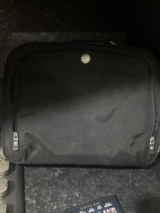 Dell Laptop Bag Up To 15.6 Great Condition Just Missing The Strap Hence Lower £ - Picture 1 of 5