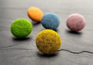 100% Wool Felt Fabric Covered buttons LIMITED STOCK (DISCONTINUED COLOURS) - Picture 1 of 13