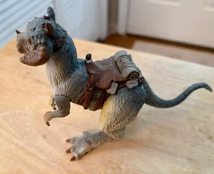 Vintage 1997 Kenner Star Wars Taun Taun Action Figure. - Picture 1 of 3