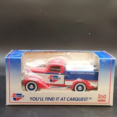 Camión cisterna Liberty Classics Spec Cast 1936 Dodge "Car Quest" ¡1:24 en caja! Foto 1 de 4
