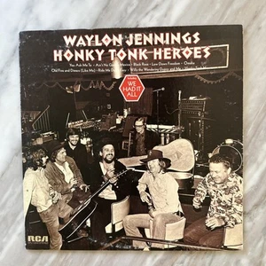 Waylon Jennings Honky Tonk Heroes APL1-0240 LP 1973 Black Label RCA VG+/VG - Picture 1 of 16
