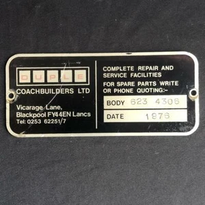 DUPLE COACH BUILDERS LTD KOMMERZIELLER BUS TRANSPORT COACH ABZEICHEN EMBLEM NAMENSSCHILD - Bild 1 von 2