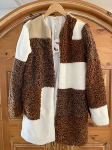 Coat. Brown & White. Lined. NEW Chelsea & Violet Brand - Picture 1 of 7