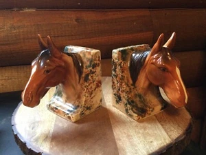 Ceramic Thoroughbred Horse Head Bookend’s Made In Japan Rare Hard To Find VTG - Picture 1 of 2
