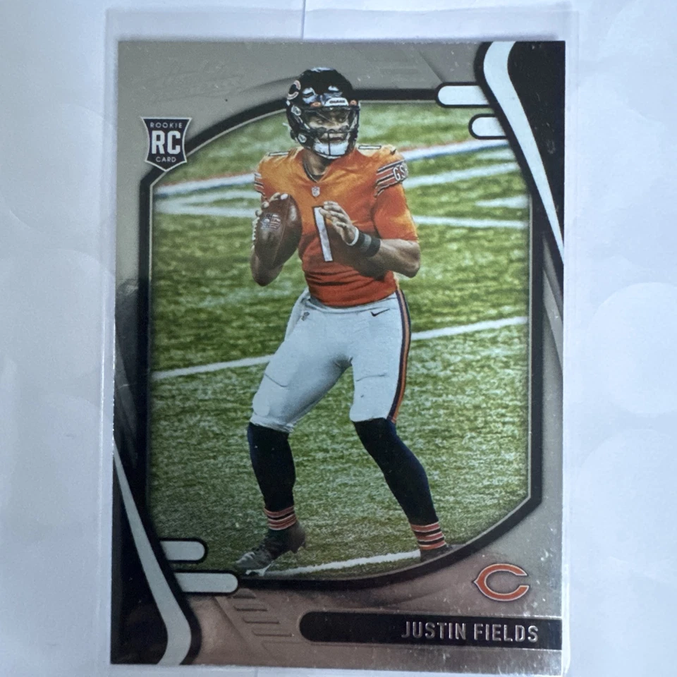 Justin Fields Rookie 2021 Absolute Football Rookie Card (RC) #108 - Image 1 of 2