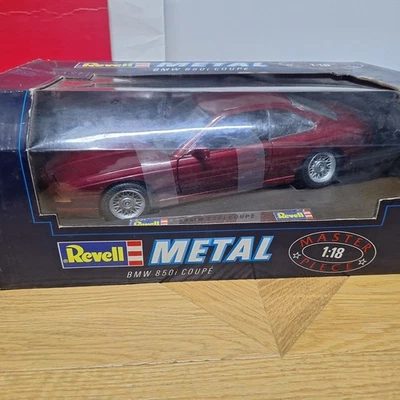 BMW 850 i MARCA REVELL SCALA 1/18 - Immagine 1 di 4