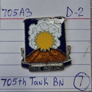 705th Tank Battalion Di Dui Unit Crest Insignia pin - Picture 1 of 2