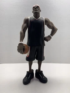 The LeBrons UD Athlete LeBron James All Star Vinyl Figurine Only Black Uniform - Picture 1 of 15
