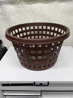 Круглая коричневая корзина для белья Rubbermaid 2966 плетение Roughneck 20 дюймов пластик - Изображение 1 из 4