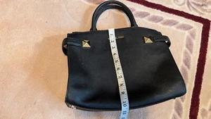 Michael Kors 10-in Black Handbag Leather Purse♡♡ - Picture 1 of 6