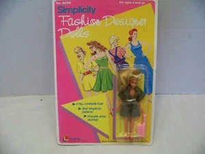 New Lanard 1989 Simplicity Fashion Designer Doll. UNPUNCHED CARD HTF. Near Mint! - Picture 1 of 6