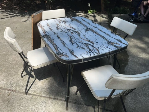 Formica table 1950s kitchen Mid Century retro old school 4 Chairs Marble Leaf Cover