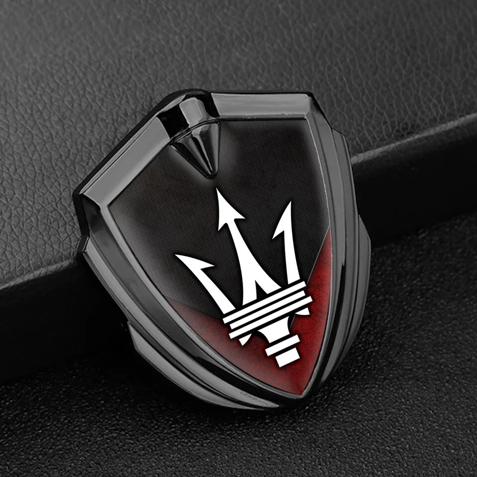 Emblema Maserati | Logotipo insignia lateral | Calcomanía guardabarros de metal de primera calidad Foto 1 de 4