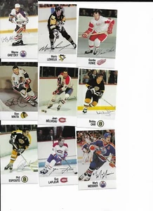 1988-89 COMPLETE CANADIAN ESSO STICKER SET WITHJ ALBUM - Picture 1 of 4
