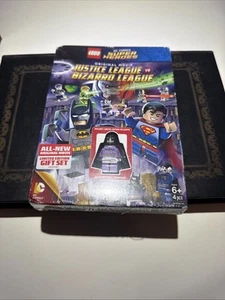 DC Comics Lego Super Heroes BATZARRO MOVIE - Picture 1 of 2