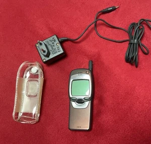 Nokia 7110 mit Netzteil Ohne Simlock…..KEINE Gebrauchssuren - Bild 1 von 7