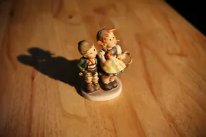 Goeble W/Germany Figurine "To Market" - Picture 1 of 3
