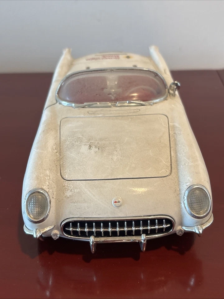 Ertl Sovereign Bank 压铸雪佛兰 1953 年约 10 英寸长 — 第 1/4 张图片