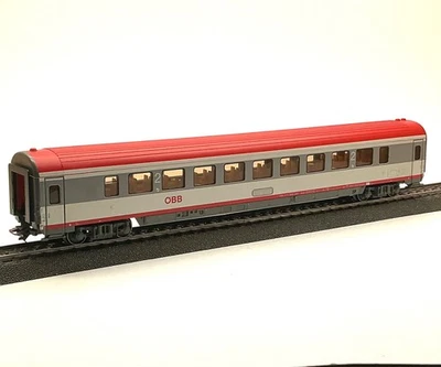 Märklin H0 42744 Personenwagen 2. Klasse der ÖBB 73 81 29-91 024-1 o. OVP RV2/05 - Bild 1 von 3