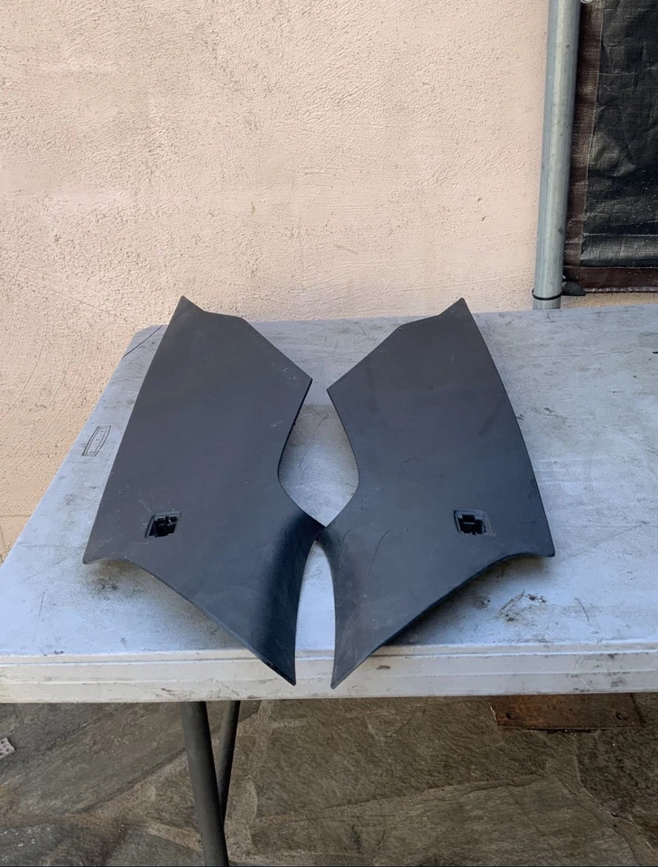 Pontiac G8 GT 2009 6.0 (Aparamentos internos do pilar C) direita e esquerda - Imagem 1 de 2