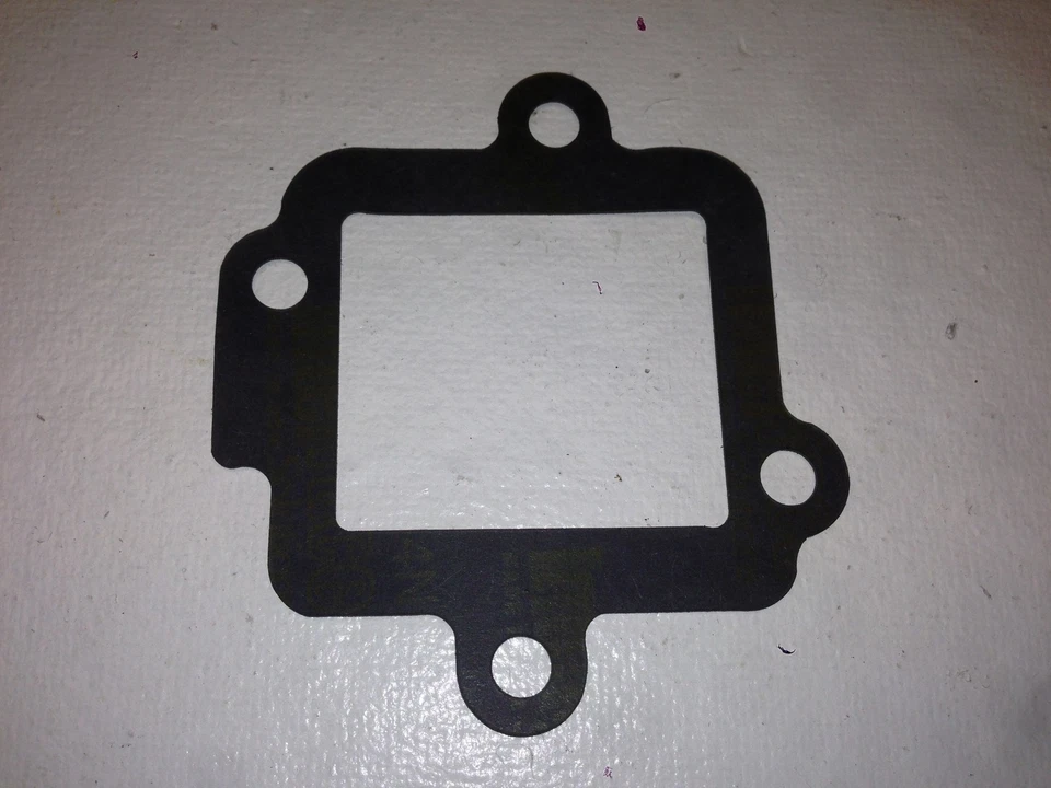 2001-2005 Yamaha VINO YJ50 Valve Seat Gasket 5BM-13621-00 Intake Reed - Image 1 of 1