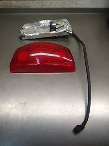 Ski-Doo REV MXZ GSX Renegade Summit 2004-2007 Taillight *CRACKED* 25031209 - Picture 1 of 7