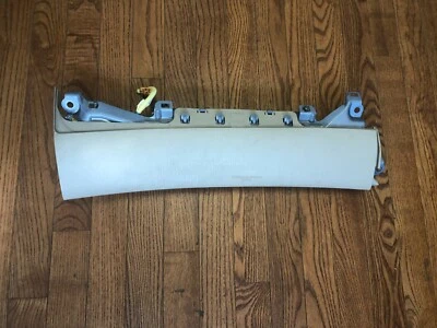 Lexus GS300 2006 OEM pasajero delantero derecho inferior rodilla bronceado Foto 1 de 4