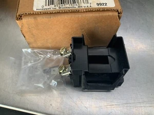 Honeywell 75D56634F Contact/Starter Coil 110/120v - Picture 1 of 3