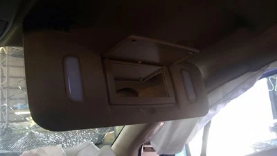 Parasol derecho usado se adapta a: Buick Encore 2016 con iluminado grado A derecho Foto 1 de 4