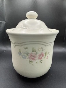 Pfaltzgraff TEA ROSE 3 Quart Large Canister & Lid 10” Tall With Lid - Picture 1 of 9