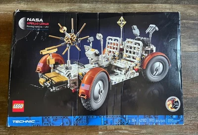 LEGO TECHNIC: NASA Apollo Lunar Roving Vehicle-LRV (42182) - Image 1 of 4
