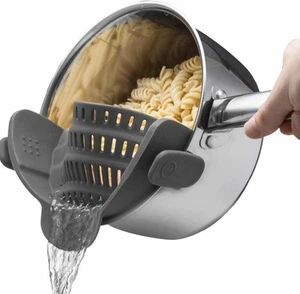 Kitchen Gizmo Snap N' Strain - Silicone Pasta Strainer Clip-On for Pots Gray - Picture 1 of 9