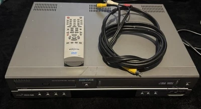 Samsung DVD-V2000 25W DVD VCR Combo con Control Remoto y Cables AV Foto 1 de 3