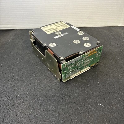 ST4702N - Seagate 601MB 3600RPM SCSI 32KB Cache Vintage Full Height Hard Drive - Image 1 of 4