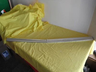 НОВЫЙ ИЗ СТАРЫХ ЗАПАСОВ FORD 1961 GALAXIE 500 ЦЕНТРАЛЬНАЯ РЕШЕТКА МОЛДИНГ ОТДЕЛКА C1AB-8419-CTR - Изображение 1 из 4