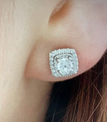 Sparkle with 42 GENUINE Diamond 10k gold earrings. Appraisal $1555.00. Sale $650 - Image 1 of 4