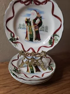Charter Club "WINTERGIRLANDE" Weihnachtsmann ~ 4er Set ~ Salat-/Lunchteller ~ 9 Zoll - Bild 1 von 3