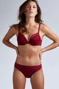 CLEARANCE - Marlies Dekkers The Mauritshuis Thong in Rhubarb Red - S, M, L - Picture 1 of 4
