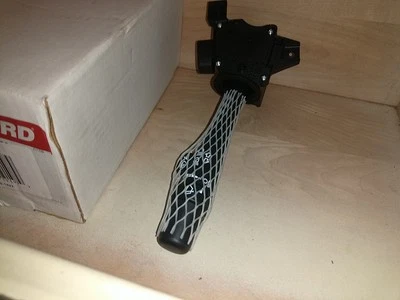 Переключатель указателя поворота SMP CBS-1422 для Chevy Chevrolet Silverado 3500 HD Sierra 2500 H2 - Изображение 1 из 3