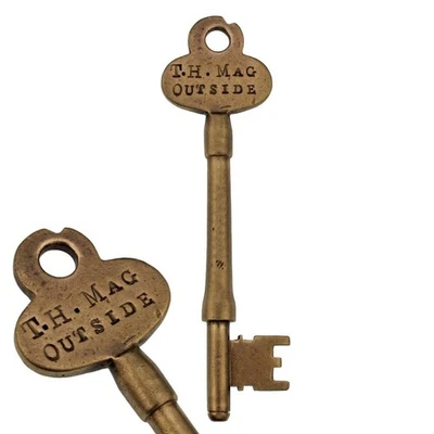 Llave vintage - Llave de latón para barcos estampada TH MAG EXTERIOR 35/8" - Hobbs - ref.k50 Foto 1 de 4