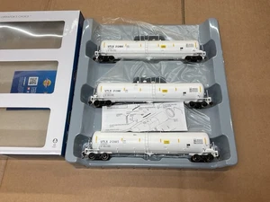 ATHEARN HO SCALE TANK CAR WAGONS 3X 30K GALLON ETHANOL UNION TANKERS WHITE NICE! - Bild 1 von 6