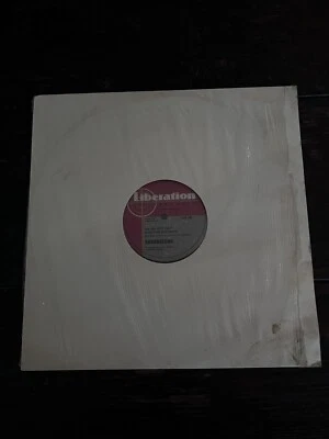 Bananarama Na Na Hey Hey Kiss Him Goodbye 12" single Vinyl fine condition - Image 1 of 3