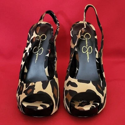 Sapatos de salto alto Jessica Simpson estampa de leopardo peep toe tamanho 71/2 B - Imagem 1 de 4