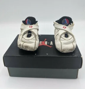 Vintage 1993 Nike Air Jordan 930204 First Jordan Size 2 with box - Picture 1 of 6