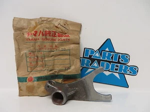 NOS Genuine Yamaha Shift Fork 3 AT1 CT1 DT100 DT125 YZ125 RT100 MX100 - Picture 1 of 1