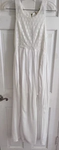 Maxi abito da sposa ALTAR’D STATE bianco pizzo garza taglia M spiaggia - Foto 1 di 12