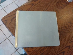 1 WEAR-EVER Cushion Aire Insulated Aluminum Baking Sheet One Edge  14x12 - Picture 1 of 4